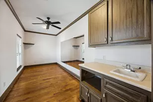 4820 Linden St, Bellaire, TX 77401 - Photo 39