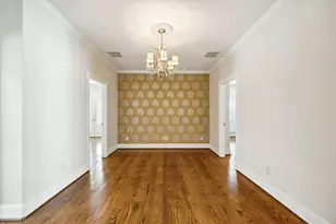 4820 Linden St, Bellaire, TX 77401 - Photo 31