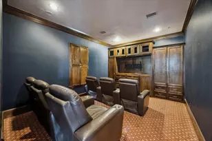 4820 Linden St, Bellaire, TX 77401 - Photo 19