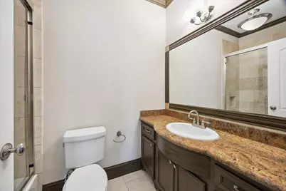 4820 Linden Street, Bellaire, TX 77401 - Photo 33