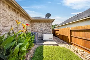 217 Southern Iris Ct, Montgomery, TX 77316 - Photo 11