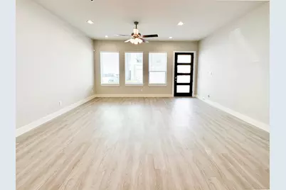 9007 Lonestar Creekbend Lane, Houston, TX 77080 - Photo 11