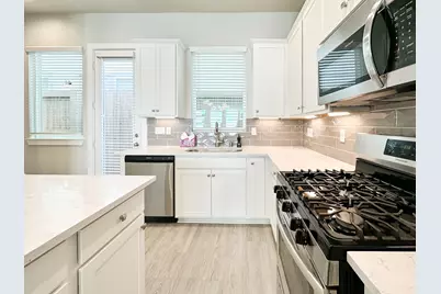 9007 Lonestar Creekbend Lane, Houston, TX 77080 - Photo 3