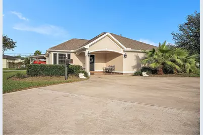 1310 Bayou Shore Drive, Galveston, TX 77551 - Photo 3