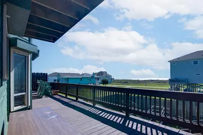140 Ocean View Drive, Crystal Beach, TX 77650 - Photo 3