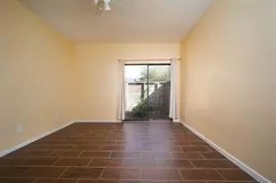 8293 Sands Point Dr, Houston, TX 77036 - Photo 11