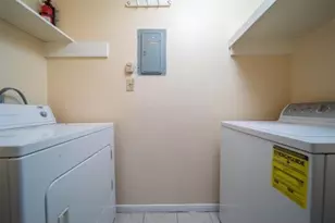 8293 Sands Point Dr, Houston, TX 77036 - Photo 15