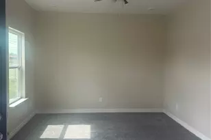 8215 La Porte Rd, Houston, TX 77012 - Photo 17