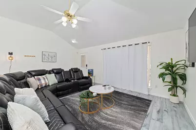 3511 Colleen Woods Circle, Houston, TX 77080 - Photo 5