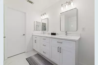 3511 Colleen Woods Circle, Houston, TX 77080 - Photo 9