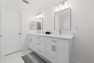 3511 Colleen Woods Cir, Houston, TX 77080 - Photo 9