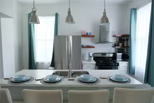 2310 33rd St, Galveston, TX 77550 - Photo 3