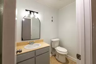 8486 Ariel St, Houston, TX 77074 - Photo 15