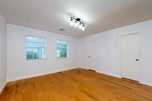 8486 Ariel St, Houston, TX 77074 - Photo 33