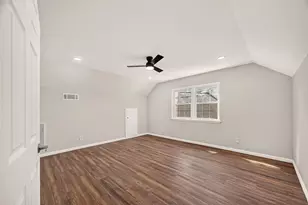 418 N Wilcrest Dr, Houston, TX 77079 - Photo 25