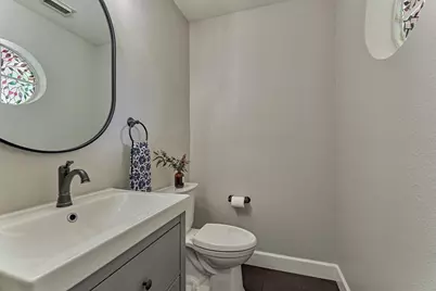 23 Wintergrass Place, The Woodlands, TX 77382 - Photo 9
