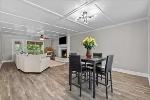 209 Palm Aire Dr, Friendswood, TX 77546 - Photo 9