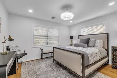 801 N 3rd Street Street, Bellaire, TX 77401 - Photo 11