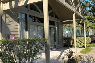 10051 Westpark Dr, Houston, TX 77042 - Photo 25
