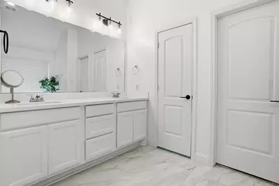 239 Forest Peak Way, Montgomery, TX 77316 - Photo 25