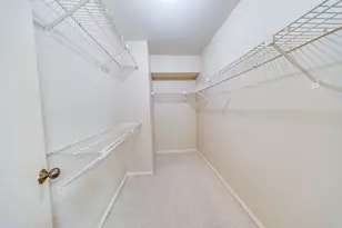 1018 Memorial Village Dr, Houston, TX 77024 - Photo 19