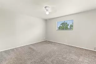 11002 Hammerly Blvd, Houston, TX 77043 - Photo 11