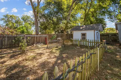 714 E Houston Avenue, Crockett, TX 75835 - Photo 35