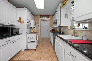 714 E Houston Ave, Crockett, TX 75835 - Photo 13