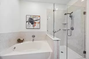 1821 W Main St, Houston, TX 77098 - Photo 9