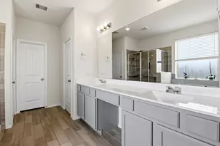 693 Forest Bend Ln, La Marque, TX 77568 - Photo 29
