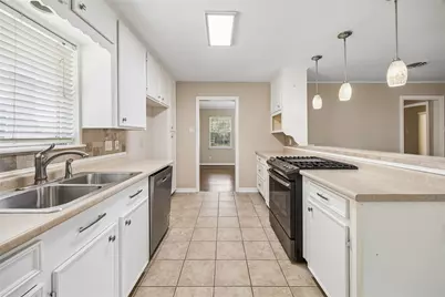 7135 Hendon Lane, Houston, TX 77074 - Photo 13
