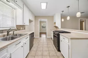 7135 Hendon Ln, Houston, TX 77074 - Photo 13