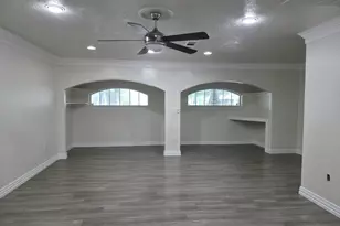 10239 Ella Falls Blvd, Houston, TX 77038 - Photo 11