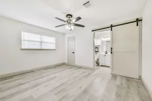 2005 Cheryl Dr, Pearland, TX 77581 - Photo 13