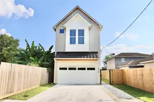 510 E 37th St, Houston, TX 77022 - Photo 1