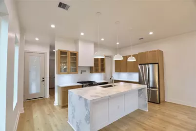 510 E 37th Street, Houston, TX 77022 - Photo 3