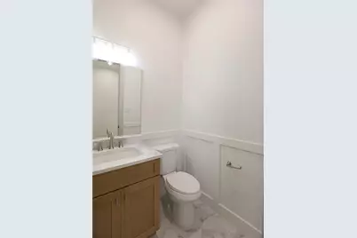 510 E 37th Street, Houston, TX 77022 - Photo 17