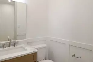 510 E 37th St, Houston, TX 77022 - Photo 17