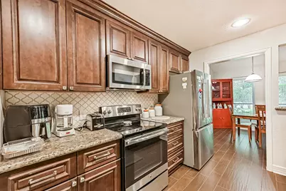 42 Hideaway Drive, Friendswood, TX 77546 - Photo 11