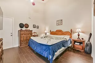 42 Hideaway Dr, Friendswood, TX 77546 - Photo 17