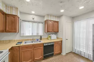 16323 Summer Dawn Ln, Houston, TX 77095 - Photo 11