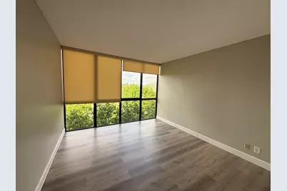 5001 Woodway Drive #705, Houston, TX 77056 - Photo 9