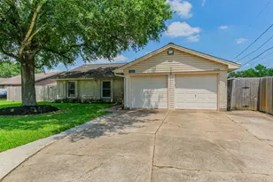 11334 Sagehill Dr, Houston, TX 77089 - Photo 3