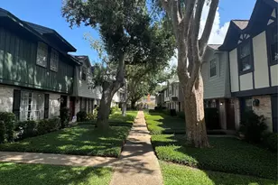 10010 Knoboak Dr, Houston, TX 77080 - Photo 17