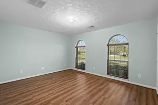 2616 Apache St, League City, TX 77573 - Photo 11