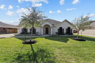 2616 Apache St, League City, TX 77573 - Photo 1