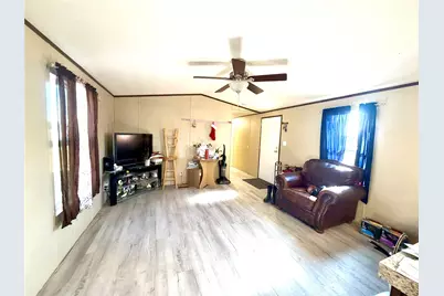 310 Beaks Avenue, Eagle Lake, TX 77434 - Photo 17