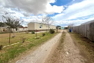 310 Beaks Ave, Eagle Lake, TX 77434 - Photo 1