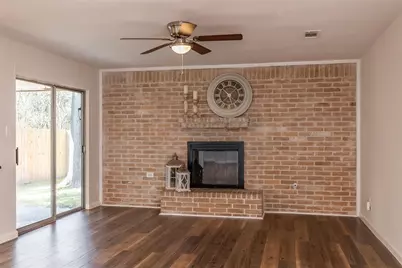 46 N Deerfoot Circle, The Woodlands, TX 77380 - Photo 5