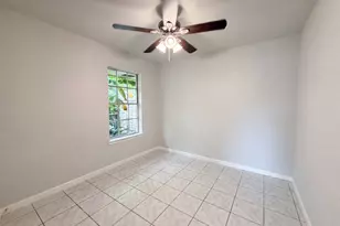 12510 Daventry Ln, Houston, TX 77039 - Photo 11